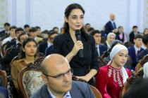 نمایندگان پارلمان اتحادیه اروپا با دانشجویان آکادمی مدیریت دولتی دیدار و گفتگو کردند