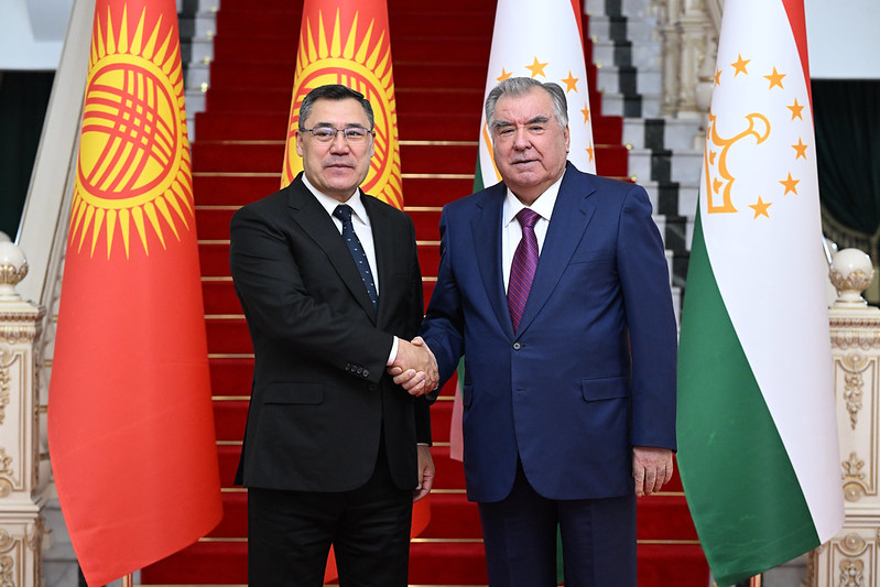 Emomali-Rahmon-va-Sadir-ZHaparov