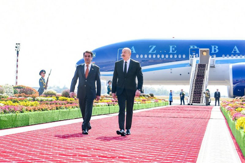 Rustami-Emomali-va-Ilhom-Aliev-2