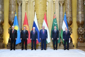 Ta-ti-rayosati-Prezidenti-um-urii-To-ikiston-Emomal-Ra-mon-amoishi-Osiyoi-Markaz-Rusiya-barguzor-shud