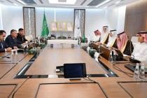 همکاری بین تاجیکستان و عربستان سعودی در بخشهای بشردوستانه و اجتماعی در ریاض بحث و بررسی شد