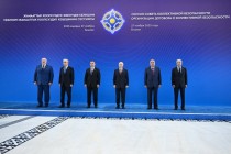 امامعلی رحمان، رئیس جمهور جمهوری تاجیکستان در نشست شورای امنیت جمعی سازمان پیمان امنیت جمعی شرکت کردند