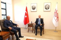 سفیر تاجیکستان با رئیس شورای آموزش عالی ترکیه دیدار و گفتگو کرد
