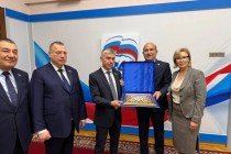 معاون اول رئیس حزب خلقی دموکراتیک تاجیکستان با معاون رئیس فراکسیون حزب “روسیه واحد” در دومای دولتی ملاقات کرد