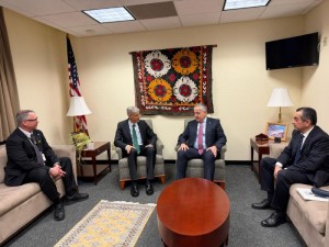 Voh-rii-vaziri-kor-oi-hori-ii-To-ikiston-bo-muovini-yovari-kotibi-davlatii-SHMA