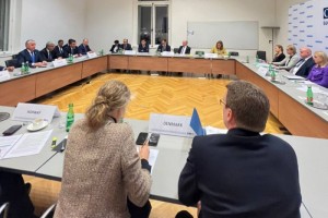 Ishtiroki_vaziri_kor-oi_hori-_dar_mulo-oti_-S55-