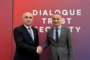 Voh-rii_namoyandai_doimii_To-ikiston_bo_Prezidenti_Assambleyai_parlumonii