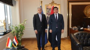 Mulo-oti_safir_bo_vaziri_sajyo-_va_osori_bostonii_Misr