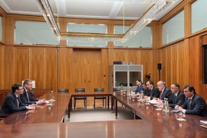 Voh-r-bo-Namoyandai-vizhai-Itti-odi-Avrupo-oid-ba-Osiyoi-Markaz-1-1