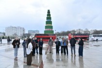 گروه روزنامه‌نگاران قرقیز از چند اماکن تاریخی و فرهنگی تاجیکستان بازدید کردند