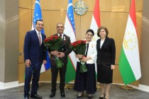 به نمایندگان حوزه فرهنگی تاجیکستان و ازبکستان نشان‌های «دوستی» و «دوستلیک» اهدا شد