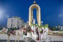 صبح امروز «کاروان نوروزی» نوید فرا رسیدن فصل بهار را به اتباع و میهمانان پایتخت ابلاغ کرد