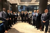 سراج الدین مهرالدین با میزبانان و روسای مشترک گفتگوهای تعاملی کنفرانس آب سازمان ملل متحد-2026 دیدار کرد