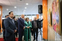در چارچوب روزهای فرهنگ جمهوری تاجیکستان در جمهوری بلاروس نمایشگاه رسامان تاجیک افتتاح شد