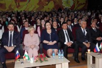 همایش معلمان و دانشجویان تاجیکستان و روسیه در کولاب برگزار شد