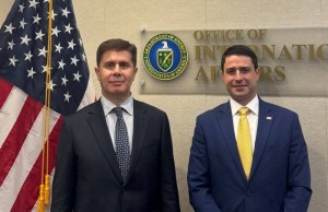 Voh-rii_Safiri_-um-urii_To-ikiston_bo_yovari_Kotibi_energetikai_SHtat-oi