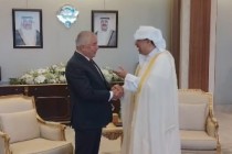 سفیر تاجیکستان با شیخ حمد جابر العلی الصباح، وزیر کابینه امیر کویت دیدار و گفتگو کرد
