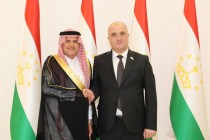 رئیس مجلس نمایندگان تاجیکستان با رئیس شورای کاری مشترک تاجیکستان و عربستان سعودی دیدار و گفتگو کرد