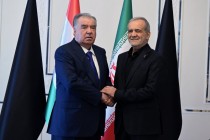 امامعلی رحمان، رئیس جمهور جمهوری تاجیکستان با مسعود پزشکیان، رئیس جمهور جمهوری اسلامی ایران دیدار و گفتگو کردند