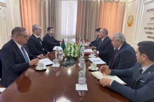 Markazi-tadkikoti-strategi-1