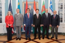 سفیر تاجیکستان در دیدار معاون وزیر امور خارجه ایالات متحده با سفرای کشورهای آسیای مرکزی شرکت کرد