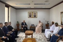 مسئله توسعه روابط دوجانبه بین تاجیکستان و عمان بحث و بررسی شد