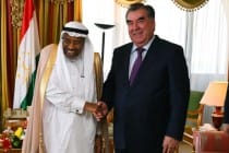 Эмомали Рахмон встретился с Президентом ИБР Мухаммадом Али