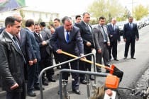 Лидер нации дал старт началу реконструкции автодороги Исфара-Канибадам-Джаббор Расулов