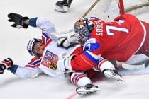 Сборная России проиграла чехам в стартовом матче ЧМ по хоккею
