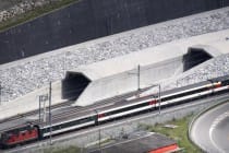Самый длинный в мире железнодорожный тоннель откроют в Швейцарии