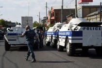 Двое из захвативших полицейский участок в Ереване сдались властям