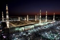 В теракте у Мечети Пророка в Медине погибли четверо силовиков