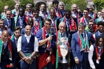 Президент Португалии наградил игроков сборной орденом Заслуг третьей степени
