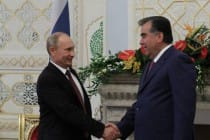 Россия до конца года откроет торговые дома в десяти странах, в том числе в Таджикистане