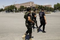 Турецкие власти ввели дополнительные силы спецназа в Стамбул