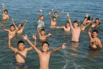 В  «Royal Beach Resort»  завершена работа второго летнего лагеря с участием школьников  из Центральной Азии