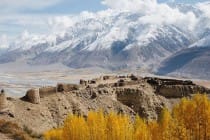 Таджикские археологи открыли несколько древнейших захоронений в царских покоях крепости Ямчун