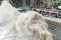В КНР объявили штормовое предупреждение из-за приближения тайфуна «Сарика»