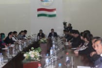 Коррупцию в госструктурах обсудили в Минэкономразвития Таджикистана