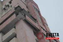 Причиной обрушения перегородки балкона ГЖК «Шарки озод» стала коррозия