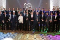 Лауреаты футбольного сезона-2016 получили заслуженные награды
