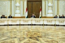 Лидер нации Эмомали Рахмон принял участие на заседании Общественного совета Таджикистана