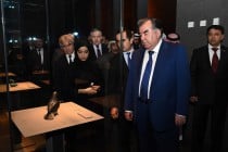 Лидер нации Эмомали Рахмон ознакомился с центром Катарского фонда и Музеем исламского искусства