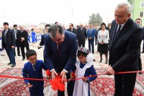 Президент страны Эмомали Рахмон в Бабаджан Гафуровском районе открыл новый учебный корпус школы №14