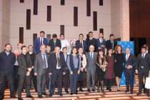IFC помогает расширить доступ к финансированию для малого бизнеса в Таджикистане