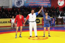 В Душанбе проходят соревнования по самбо