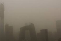 Пришедшая из Монголии пыльная буря накрыла Пекин