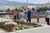 Участие Лидера нации Эмомали Рахмона  в церемонии открытия флагштока Государственного флага Таджикистана в городе Вахдате