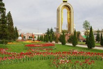 В праздничный день в Таджикистане сохранится тёплая малооблачная погода