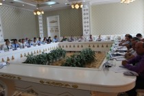 В Душанбе обсуждают вопрос защиты населения и территорий от чрезвычайных ситуаций